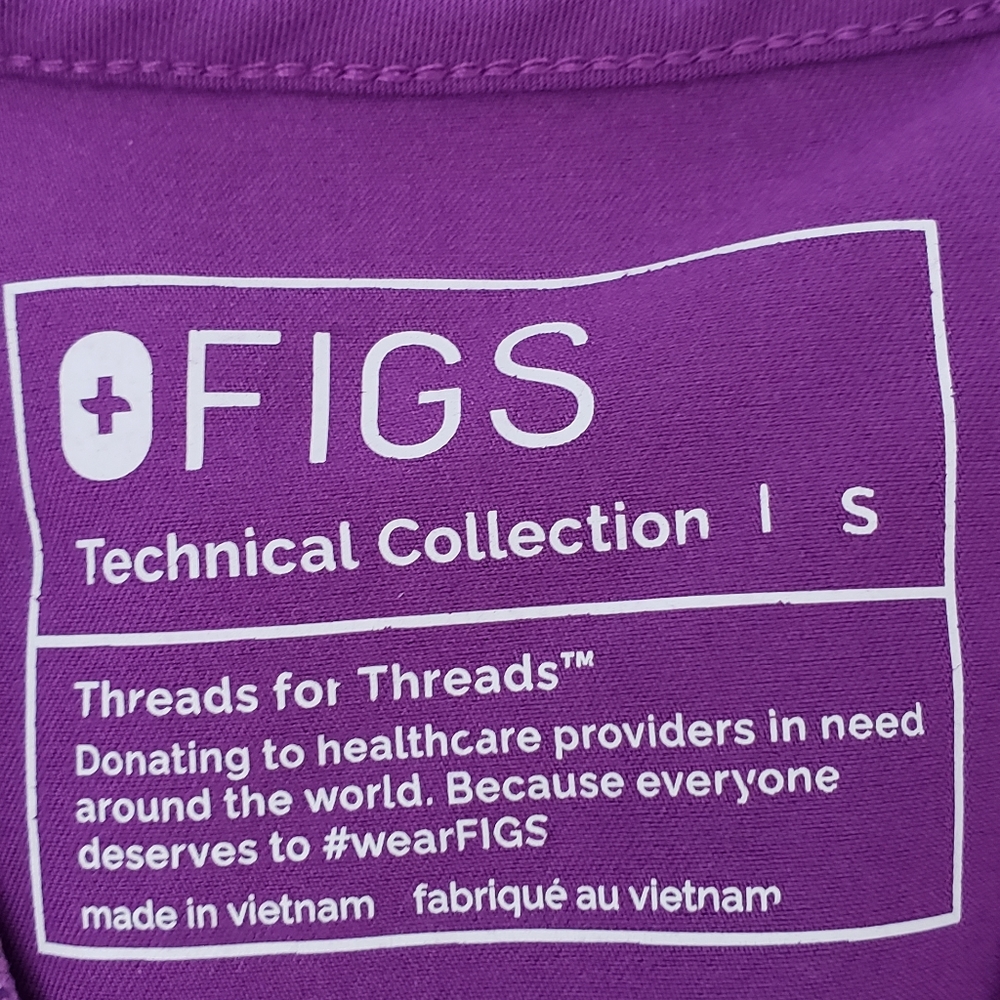 Figs Magic Purple S top